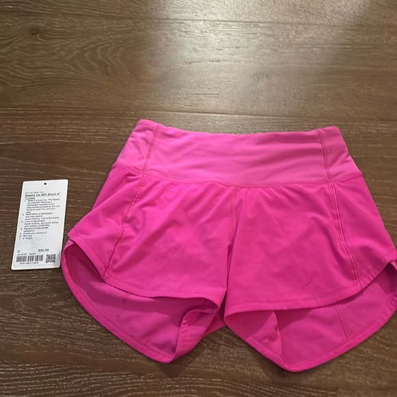 lululemon athletica Pants - lululemon SPEED UP SHORTS 4”